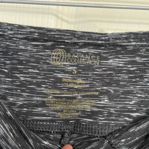 BALANCE Collection Legging - Picture 4 of 5